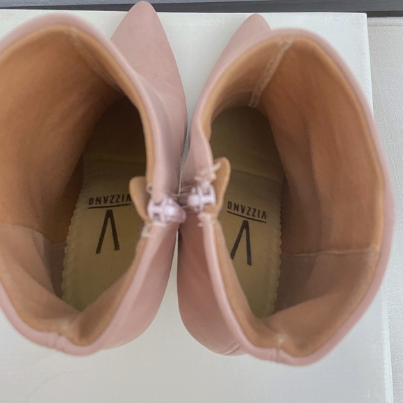 [VIZZANO] Nobuck Nice Glam ROSA heel bootie. Size 7. - Picture 10 of 15